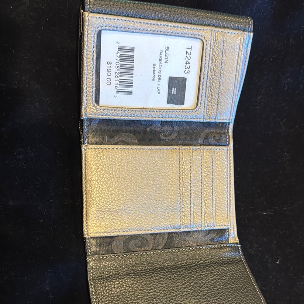 Brighton Silver Wallet with Textured Finish